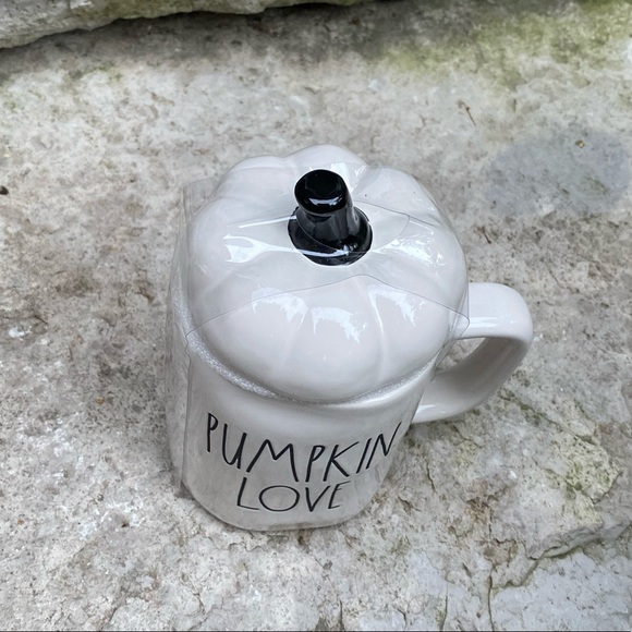 Rae Dunn PUMPKIN LOVE Mug with Pumpkin Topper - Picture 2 of 4